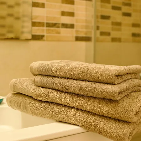 Amazing 1 Bed Appartamento
